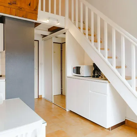 Maison Avec 2 Pieces Et Mezzanine Proche Plage, Parking Inclus - Fr-1-409-98 * Narbonne-Plage