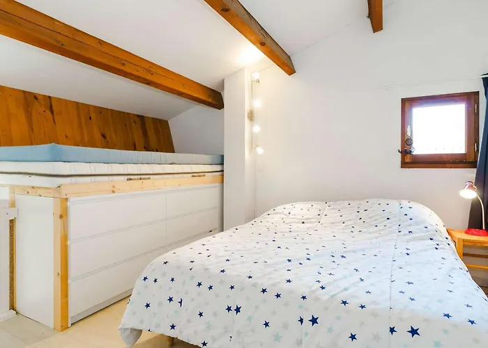 Villa Maison Avec 2 Pieces Et Mezzanine Proche Plage, Parking Inclus - Fr-1-409-98 *