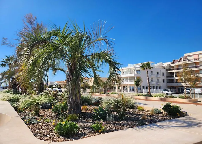 Maison Avec 2 Pieces Et Mezzanine Proche Plage, Parking Inclus - Fr-1-409-98 Narbonne-Plage